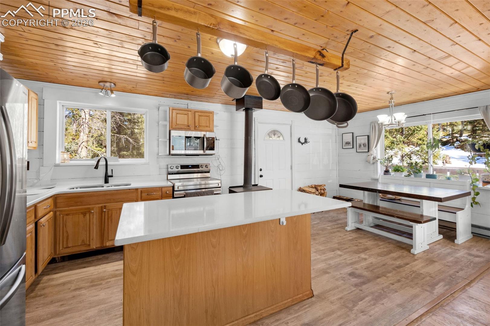 Photo 8 of 1276 Pinewood Road, Florissant