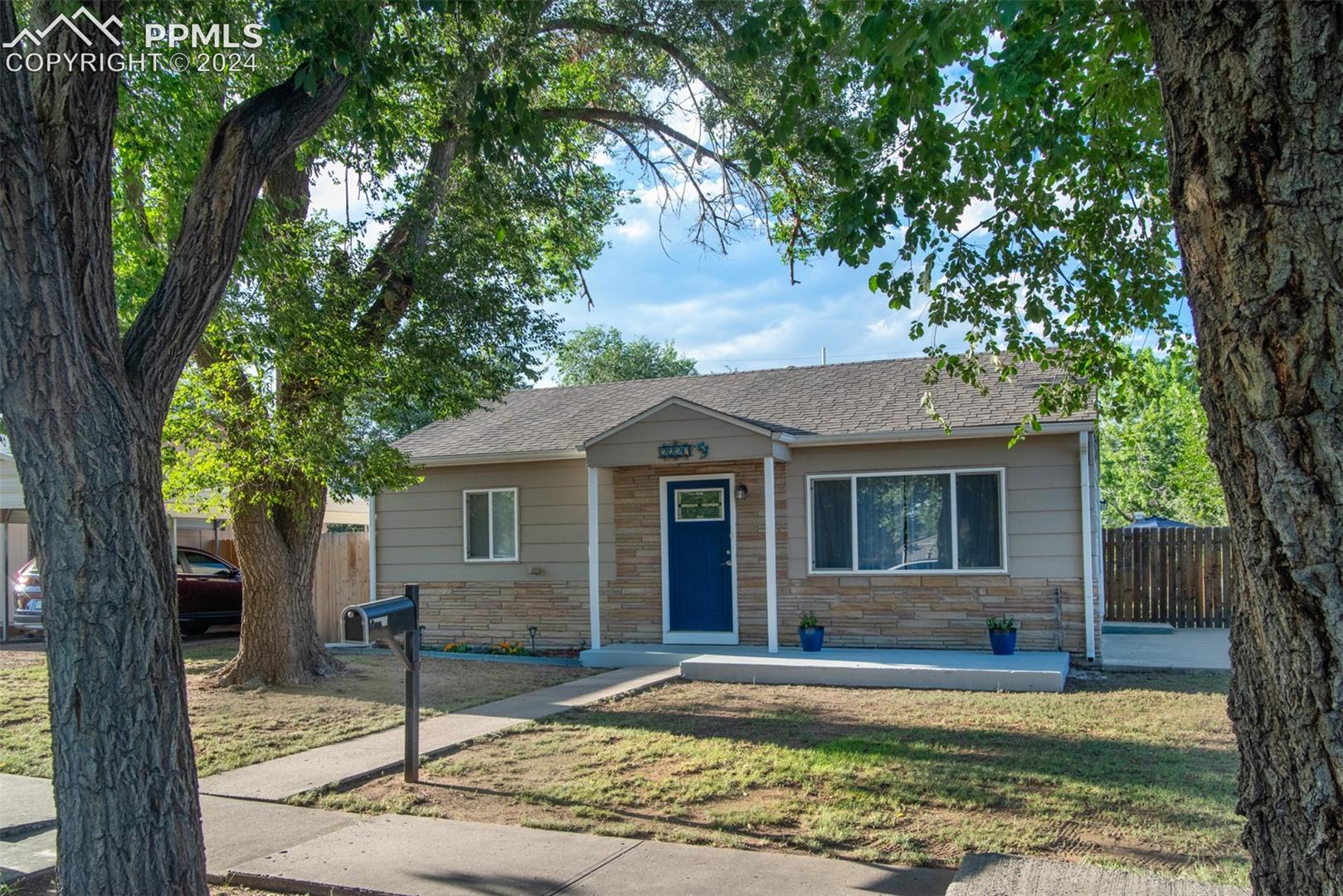 Property photo 1