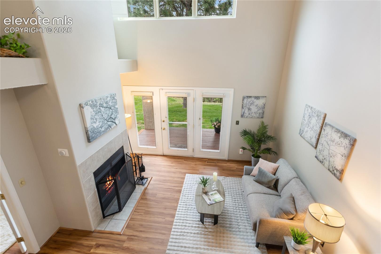 Vaulted ceilings and a modern living room 