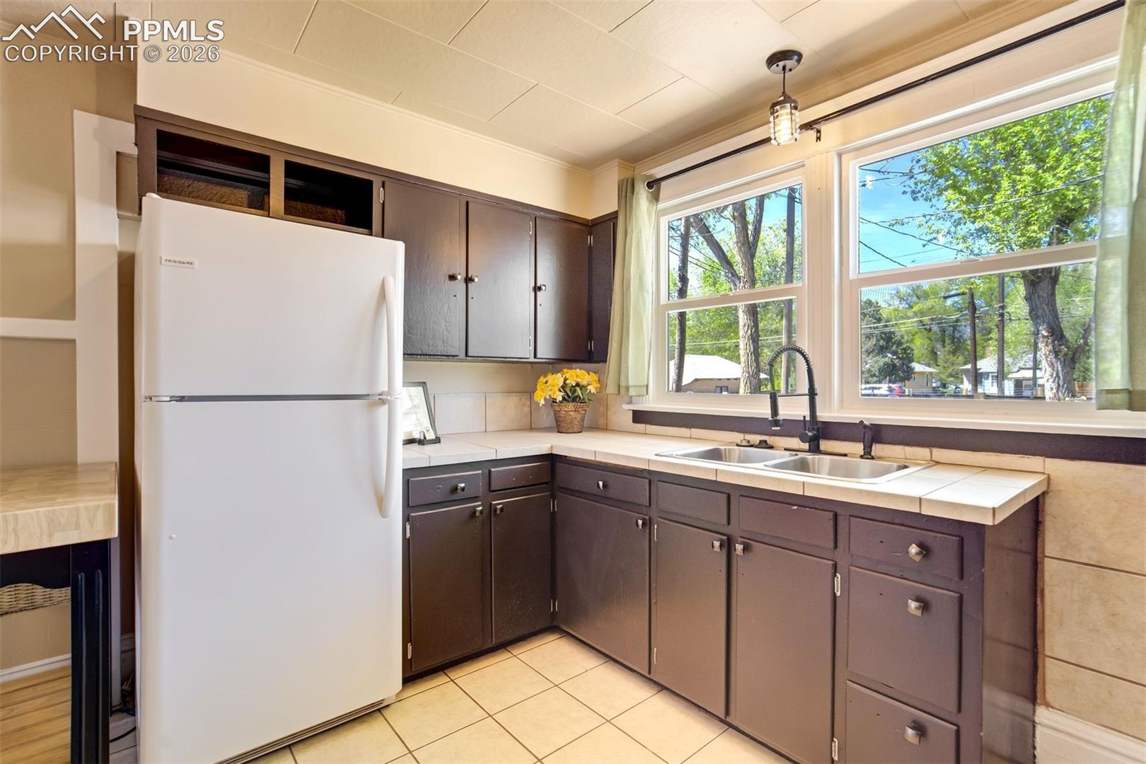Photo 16 of 1126 N Corona Street, Colorado Springs