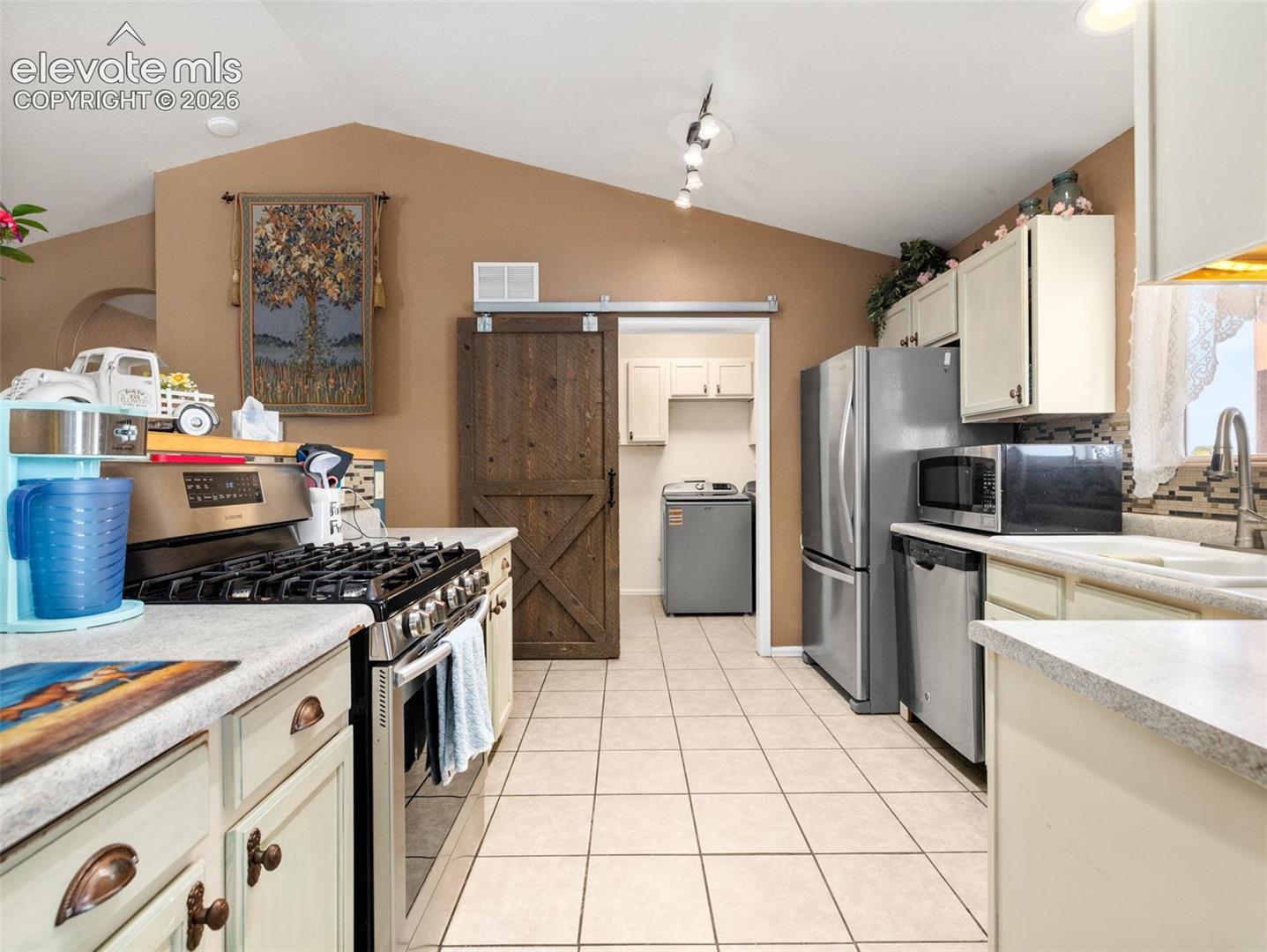 Photo 8 of 675 E McClave Drive, Pueblo