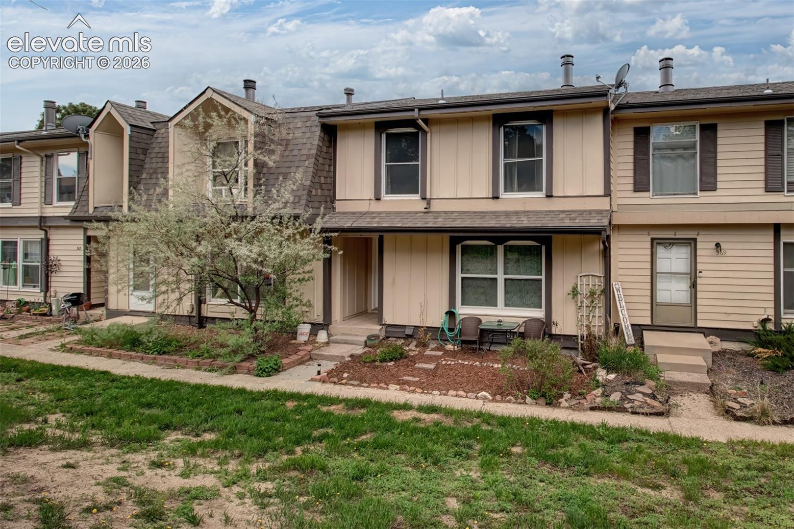 367 Raspberry Ln, Monument, CO 80132