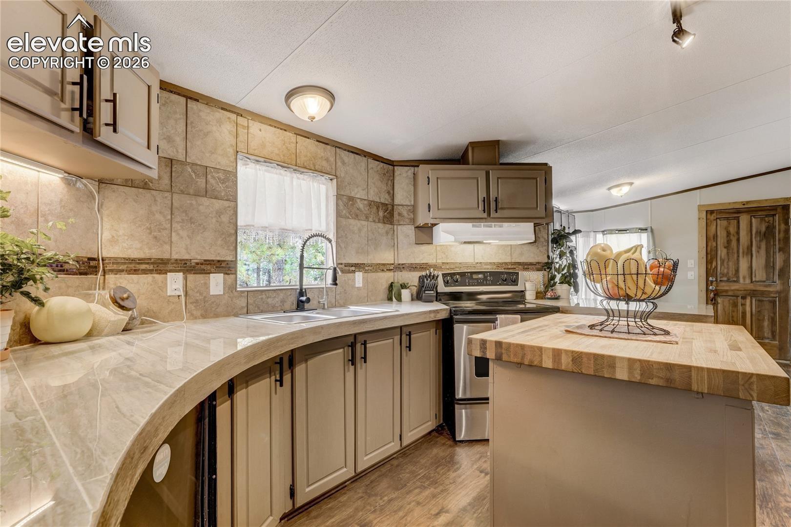 Photo 13 of 784 Blossom Road, Woodland Park