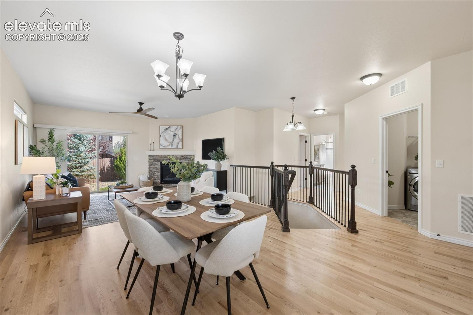 Bright & Open! 
