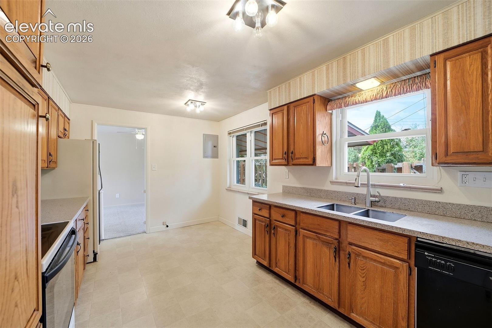 Photo 15 of 1406 Iowa Avenue, Colorado Springs
