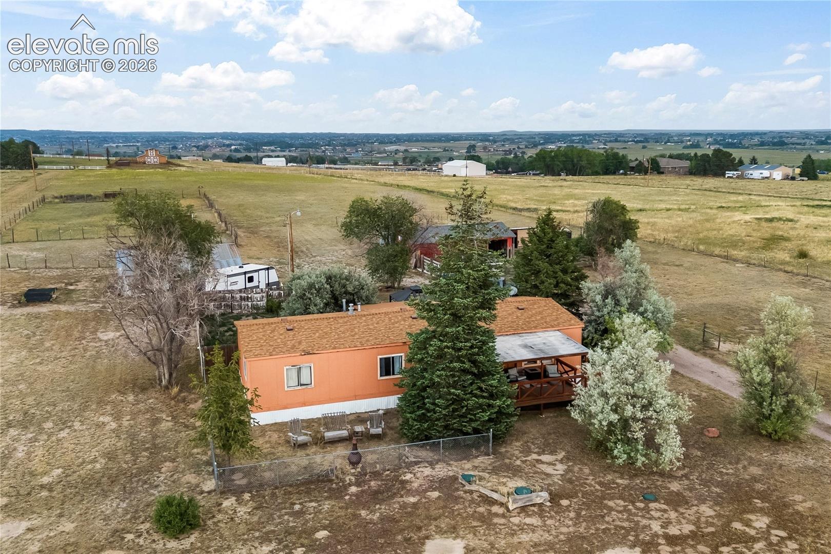Photo 7 of 11590 Garrett Road, Peyton