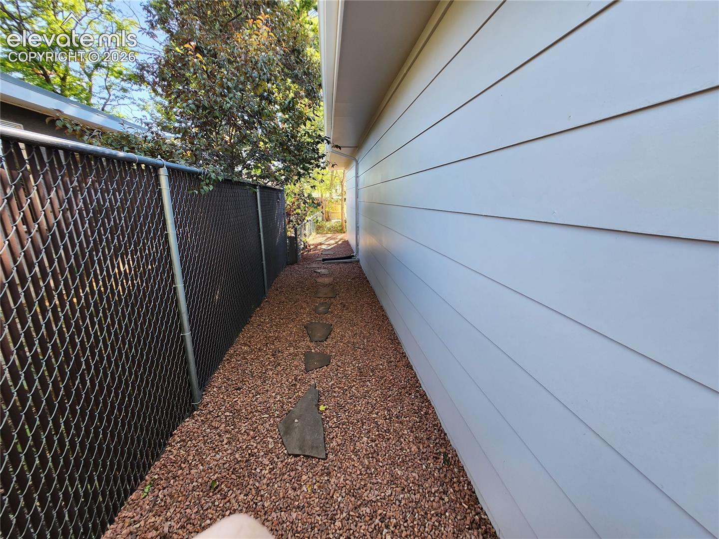 Photo 11 of 1935 Berkshire Lane, Colorado Springs