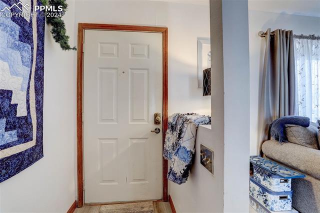 3355 Kirkwood Drive — photo 2