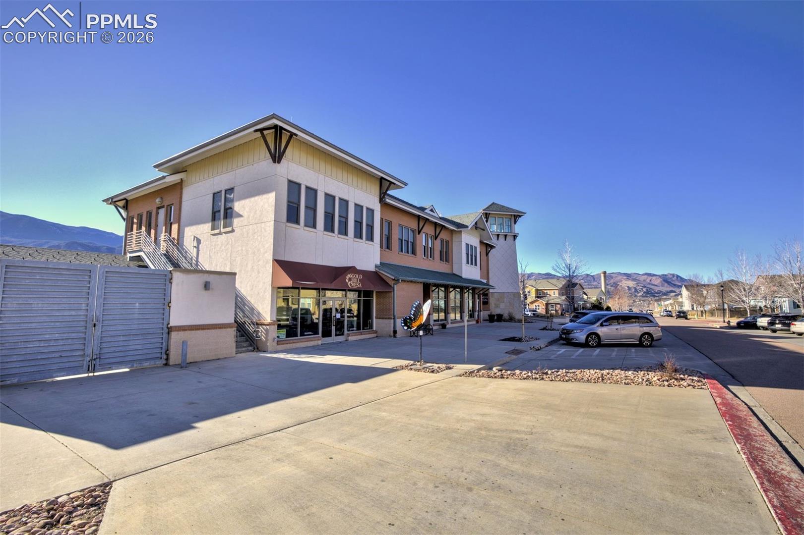 68 S Olympian Dr, Colorado Springs, CO 80905