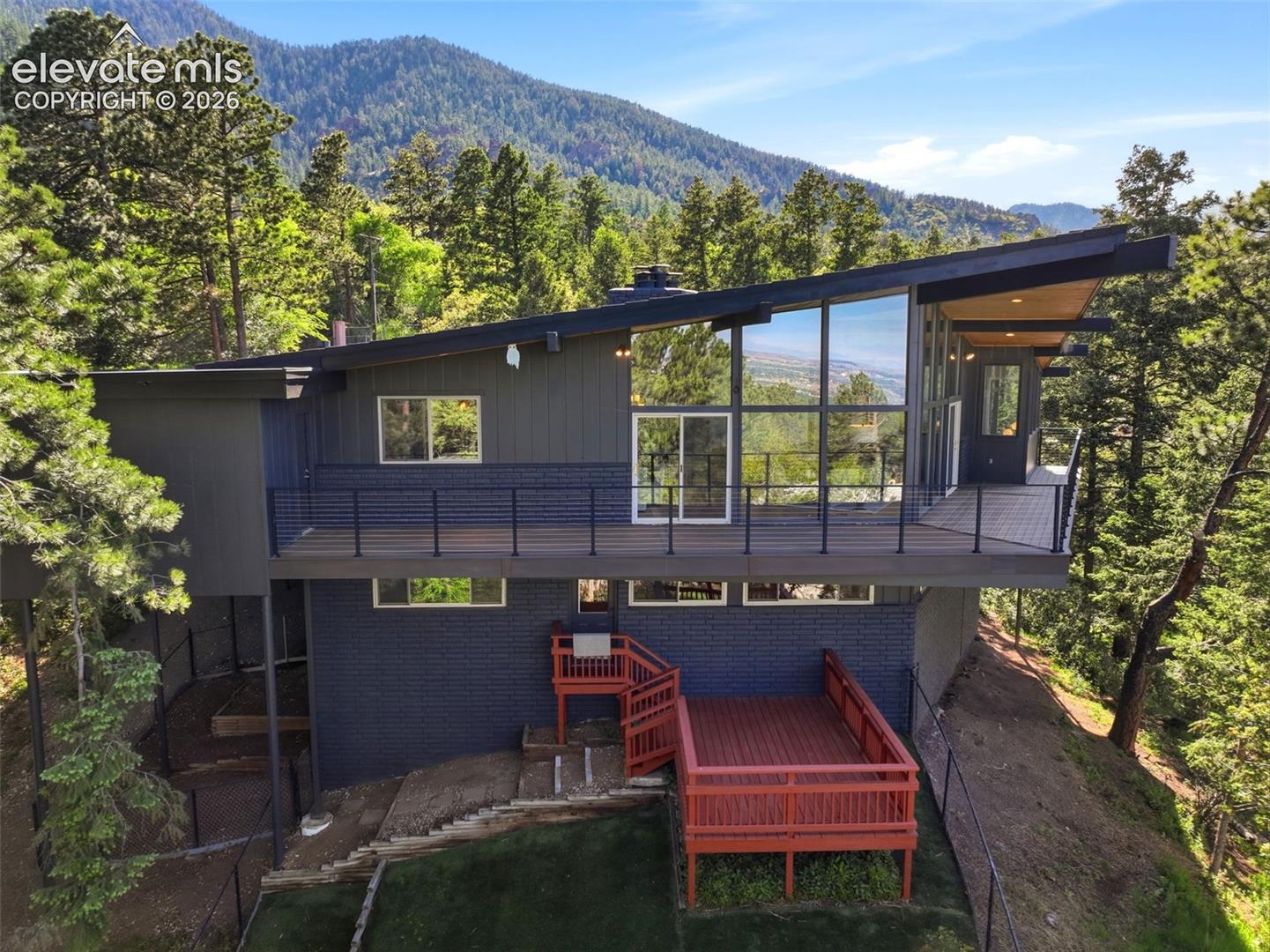 17 Pine Rd, Colorado Springs, CO 80906