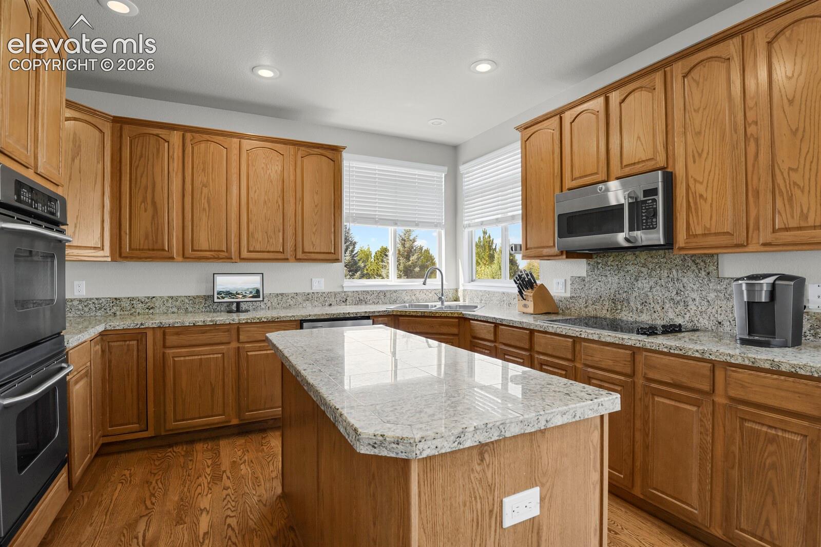 Photo 6 of 12526 Tenny Crags Road, Colorado Springs