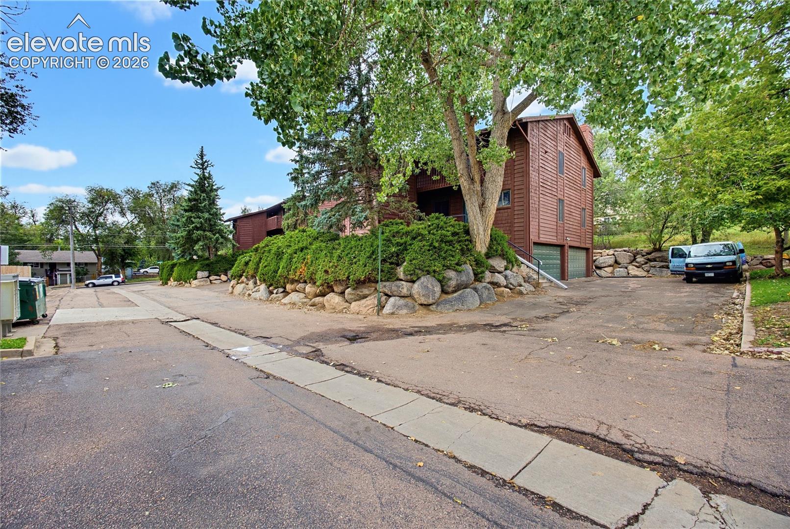 Photo 42 of 2526 Plumtree Grove, Colorado Springs