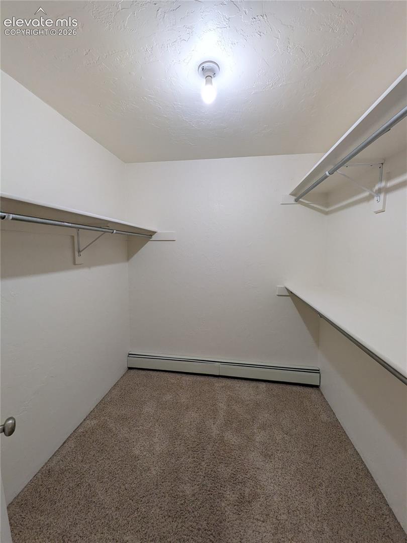 Primary Walk in Closet
Unit 15060