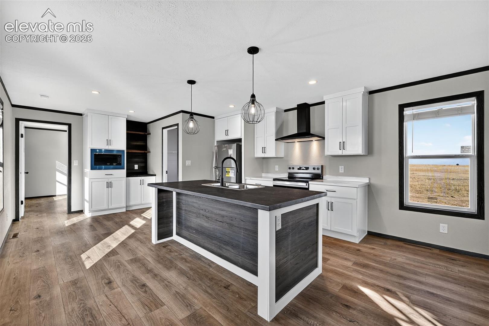 Photos Of Model Home. Actual Home May Have A Reverse Floorplan.