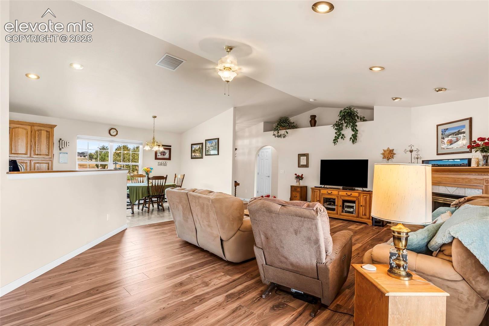 Photo 6 of 1165 S Oakleaf Drive, Pueblo West