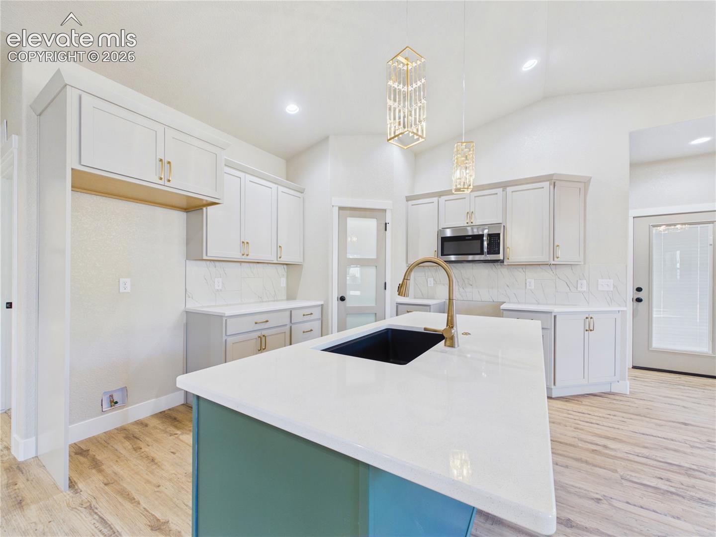 Photo 10 of 175 S Wiggins Drive, Pueblo West