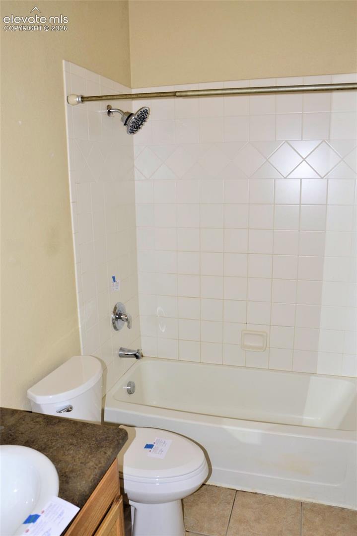 Upstairs hall bathroom