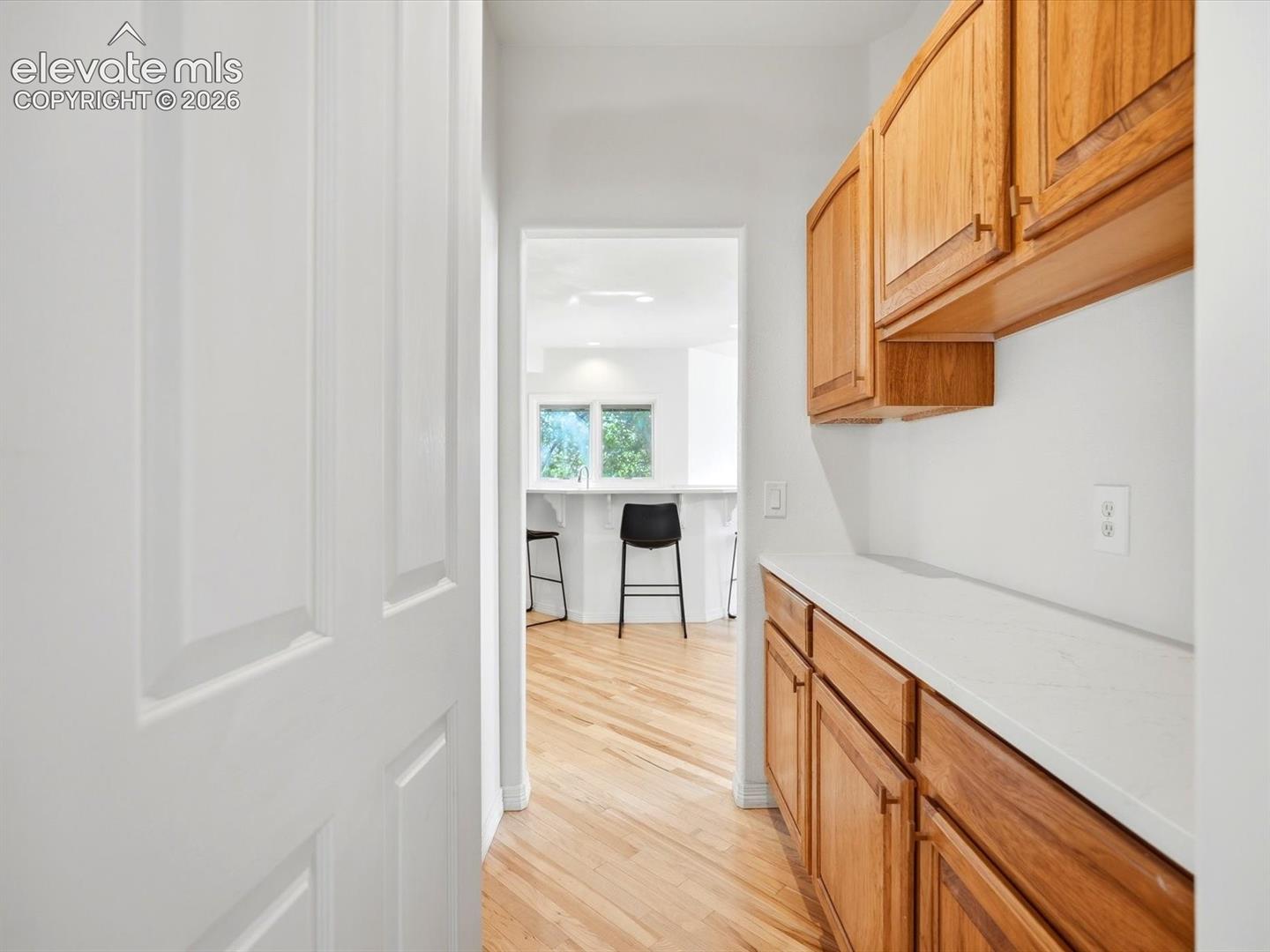 Butler Pantry between kitchen and formal dining room