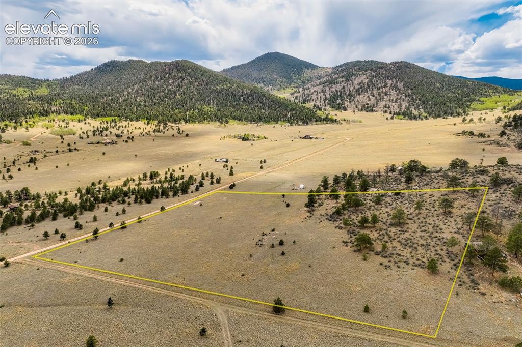 Lot line overlay looking to the SW. Property lines are approximate and not a survey!