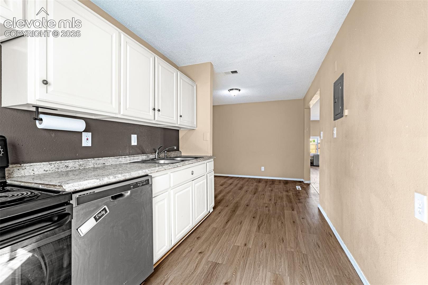Photo 9 of 1933 Hallam Avenue, Colorado Springs