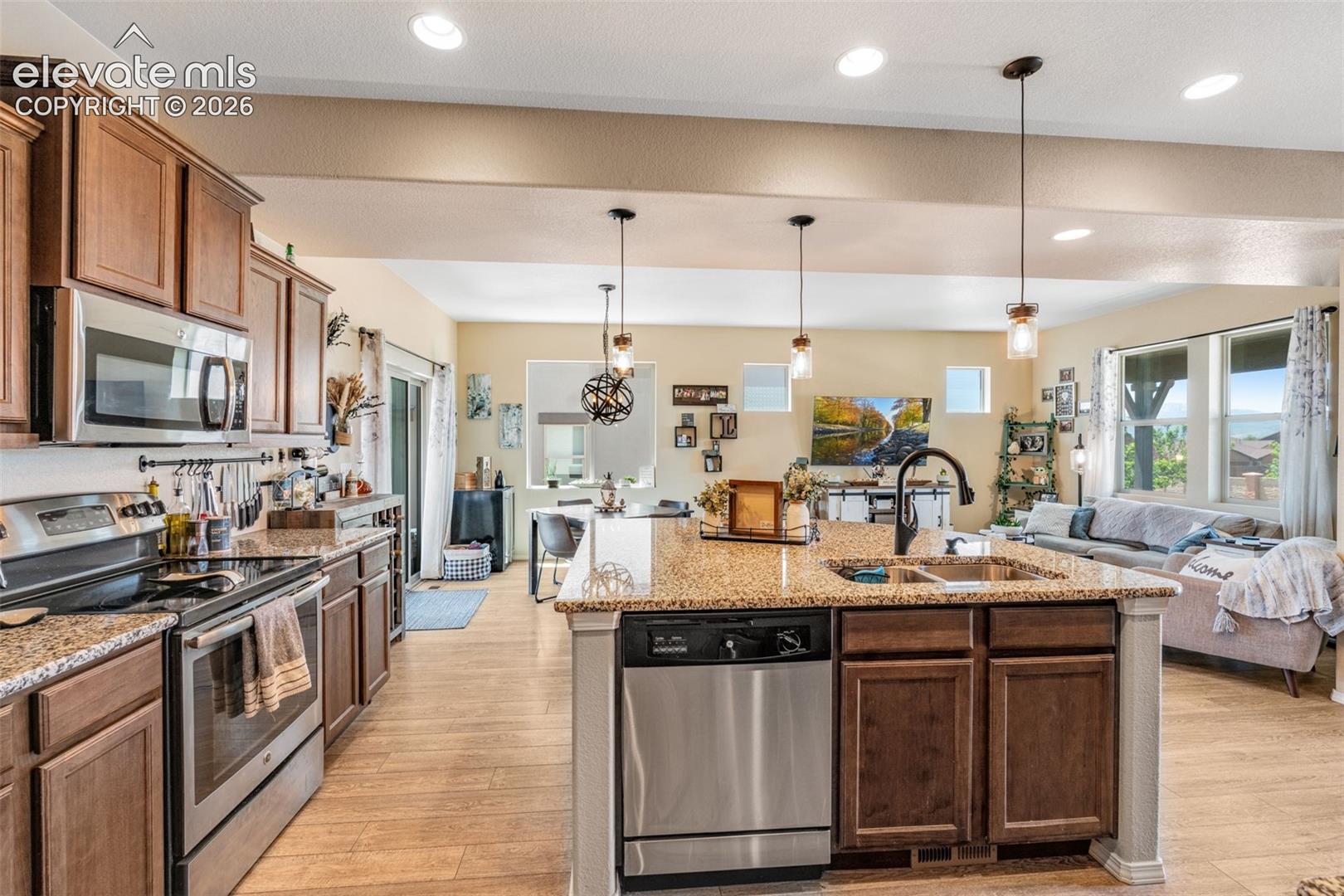 Photo 9 of 6726 Lucky Star Lane, Colorado Springs