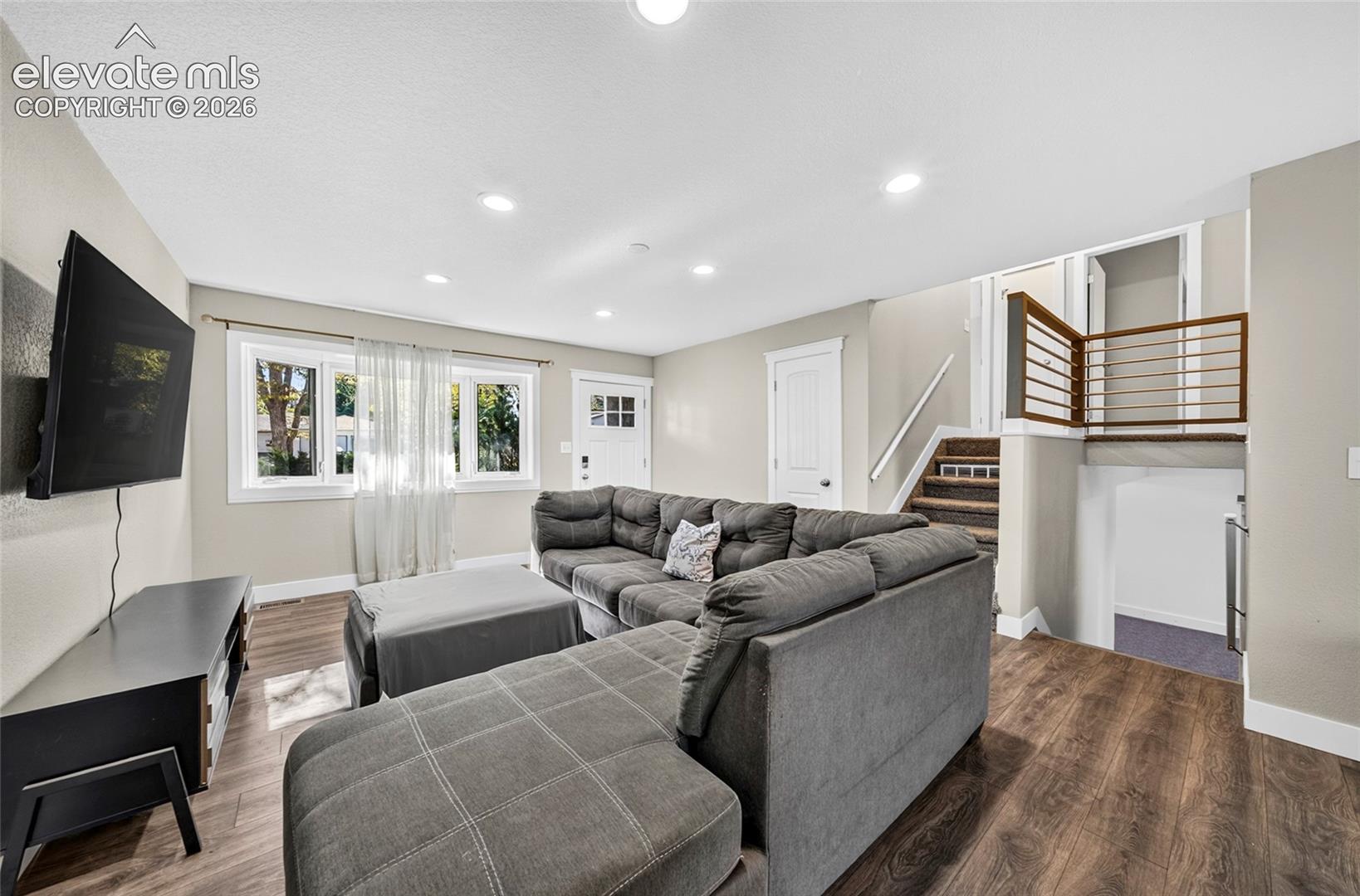 Photo 6 of 1124 Royale Drive, Colorado Springs