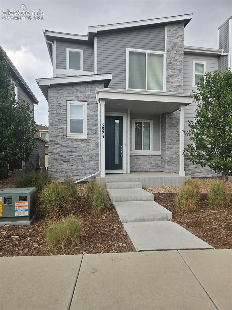 5323 Spalding Pl, Longmont, CO 80504