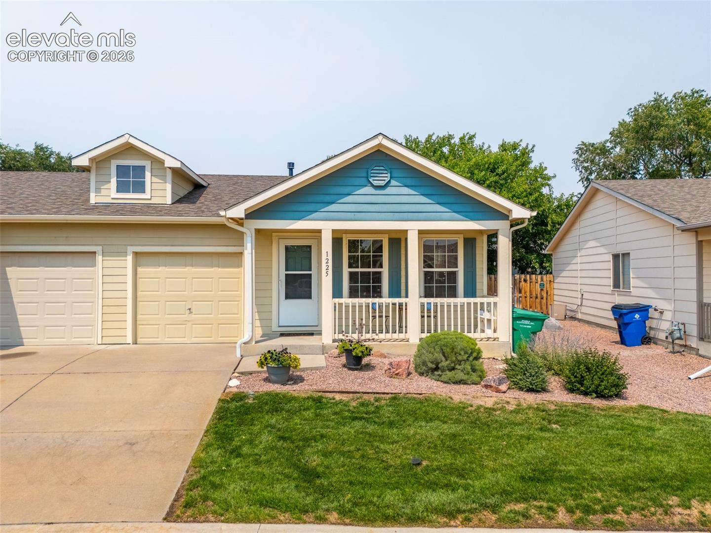 1225 Silver Hawk Ct, Pueblo, CO 81008