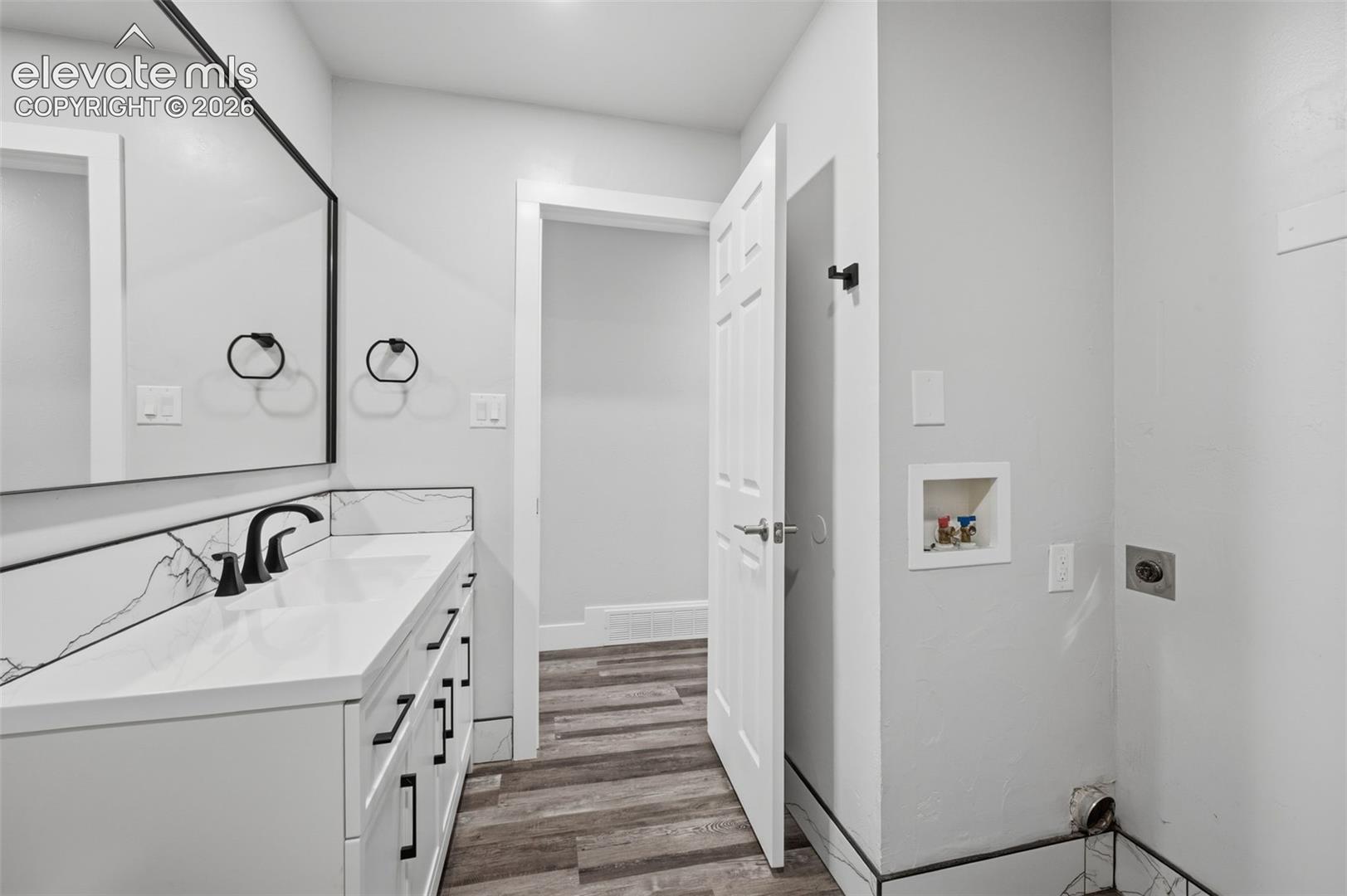 Photo 18 of 2818 Merry Lane, Colorado Springs