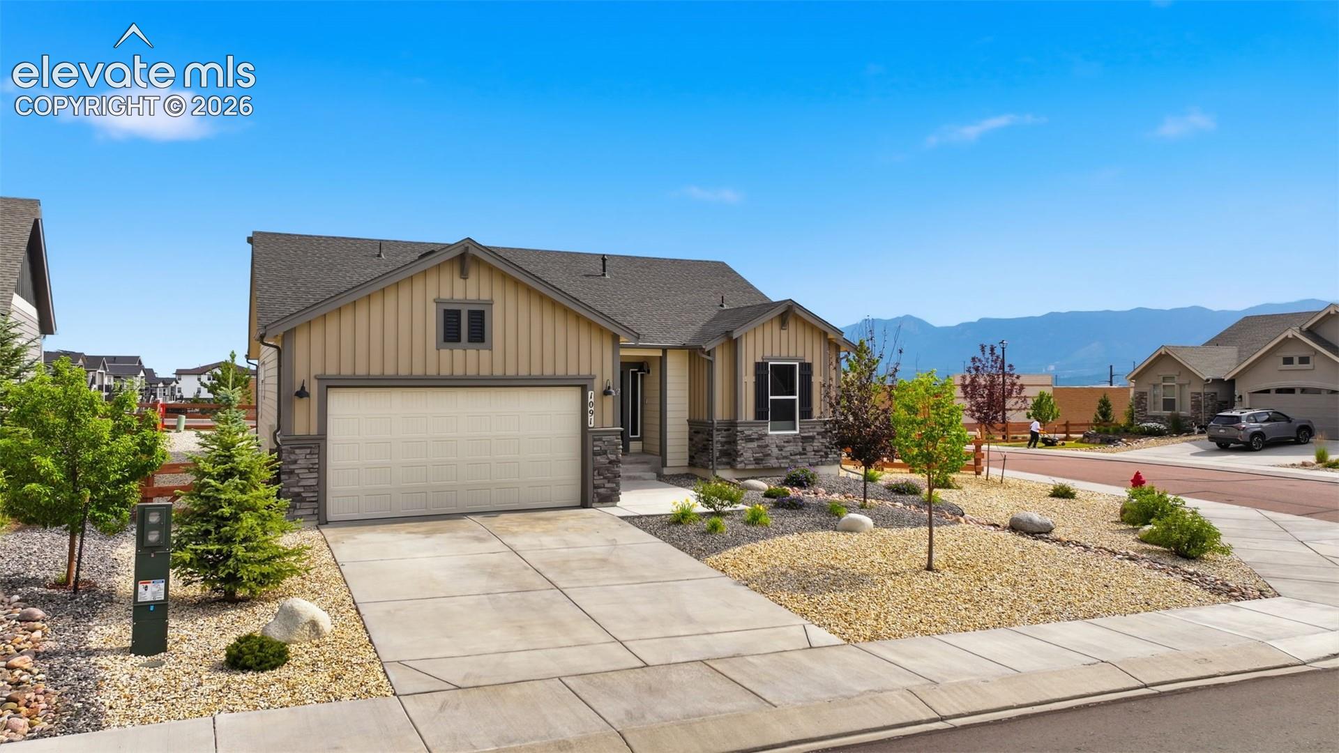 Featured Listings Featured Listings