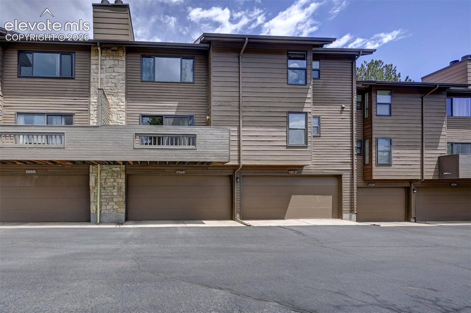 1016 Moorings Dr, Colorado Springs, CO 80906