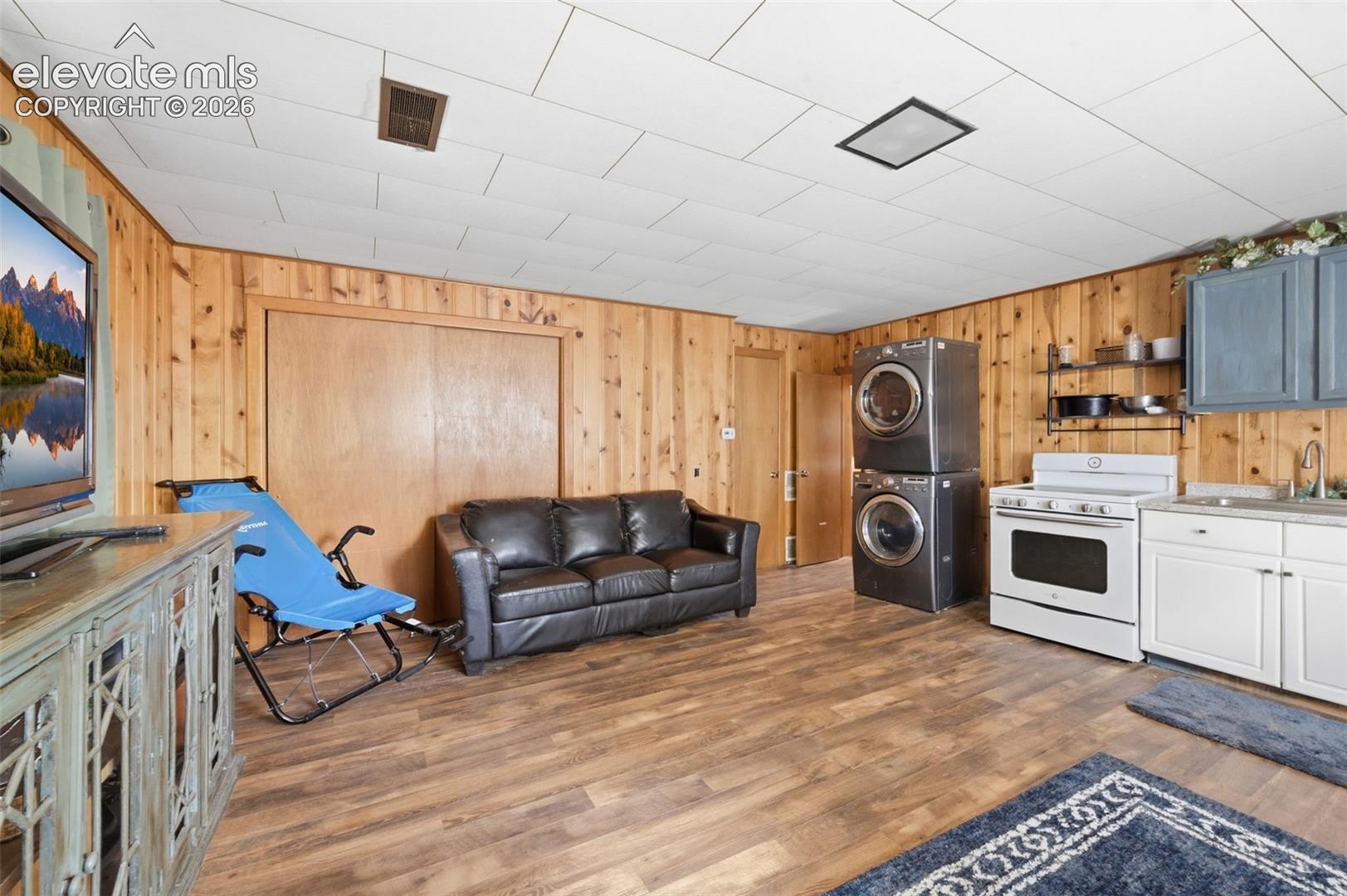 2nd cabin