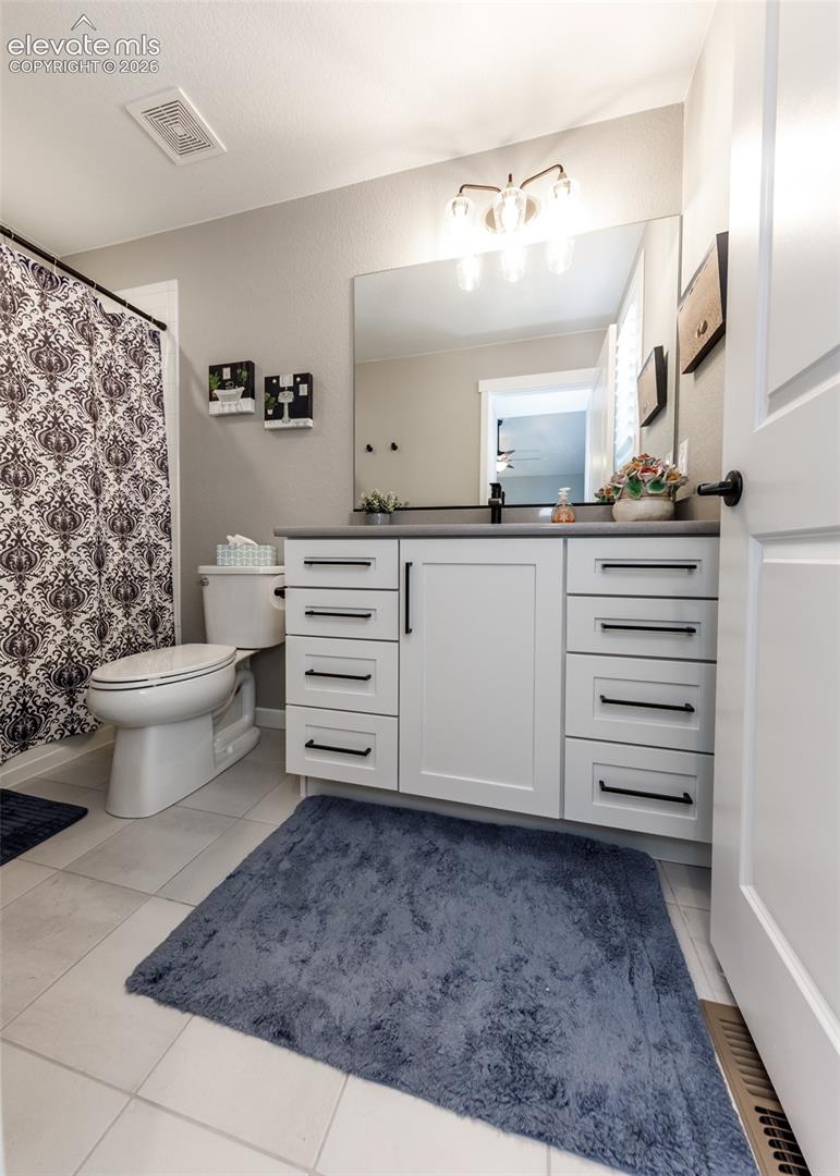 Upper level bathroom