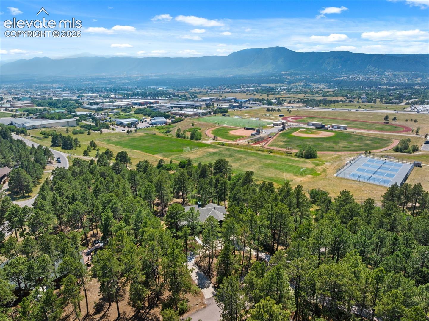 1675 Oakwood Dr, Monument, CO 80132