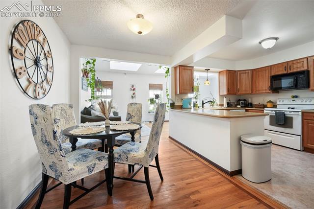 Photo of 2083 Sussex Lane, Colorado Springs, CO 80909