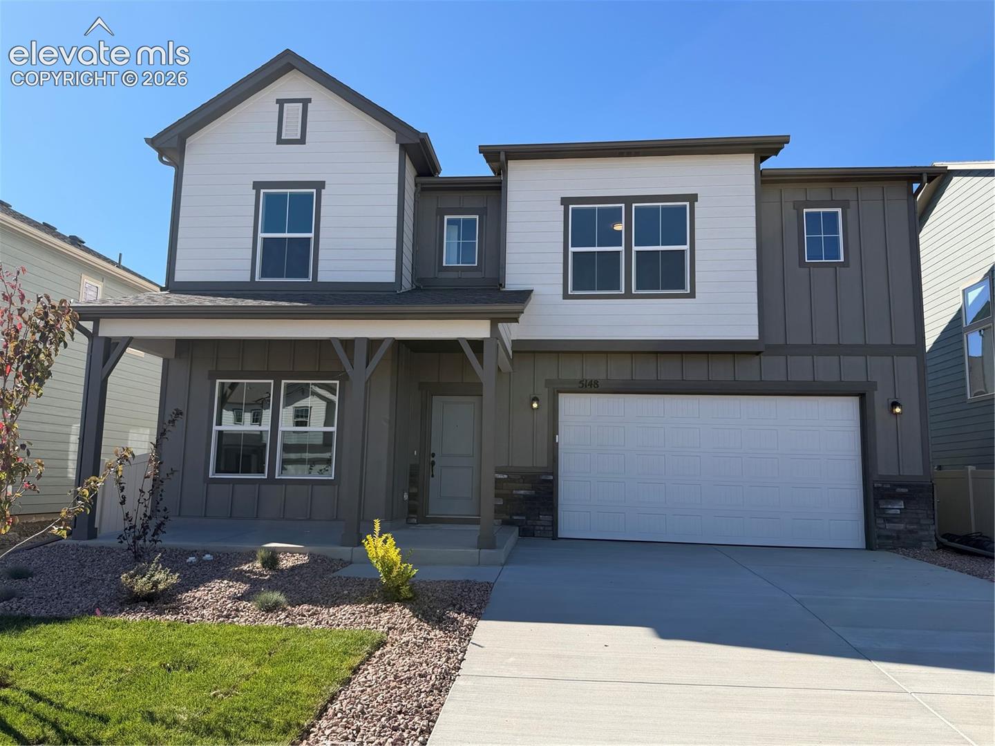 This Ashford is a thoughtfully designed two-story home offering 3 bedrooms and 2.5 bathrooms with several included luxury options. Its open concept living room flows seamlessly into a large dining area connected to the kitchen, creating an ideal setup for everyday living and hosting. The large sets of windows create and airy, inviting and warm space for comfortable entertaining and brining the outdoors inside. An additional study, rounds out a useable and flowing main floor. Upstairs offers 3 generous sized bedrooms, with a spacious  providing even more well designed space to be utilized! Designed for today’s lifestyle, this home blends a modern floorplan with convenient options making it easy to live, work, and entertain in comfort.