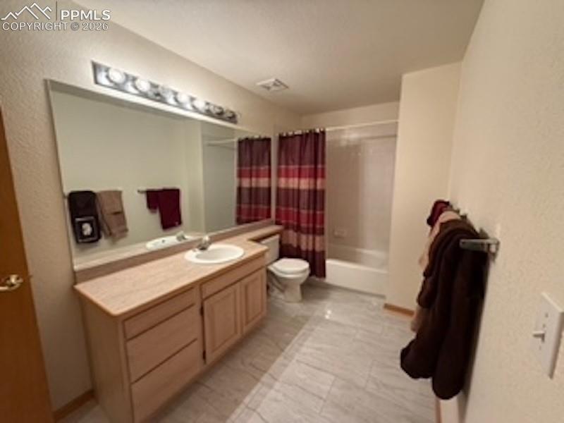 Photo 34 of 214 Luxury Lane, Colorado Springs