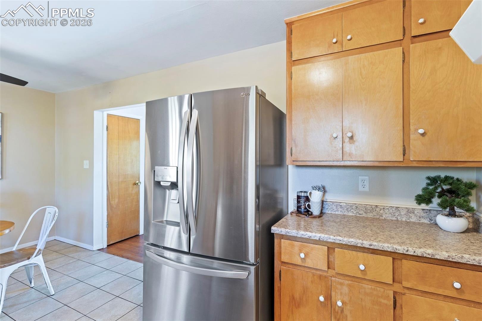 Photo 10 of 52 Willis Drive, Colorado Springs
