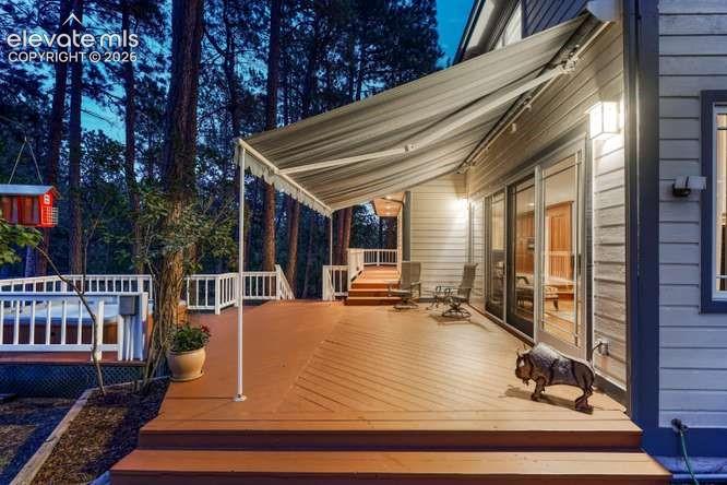 retractable awning