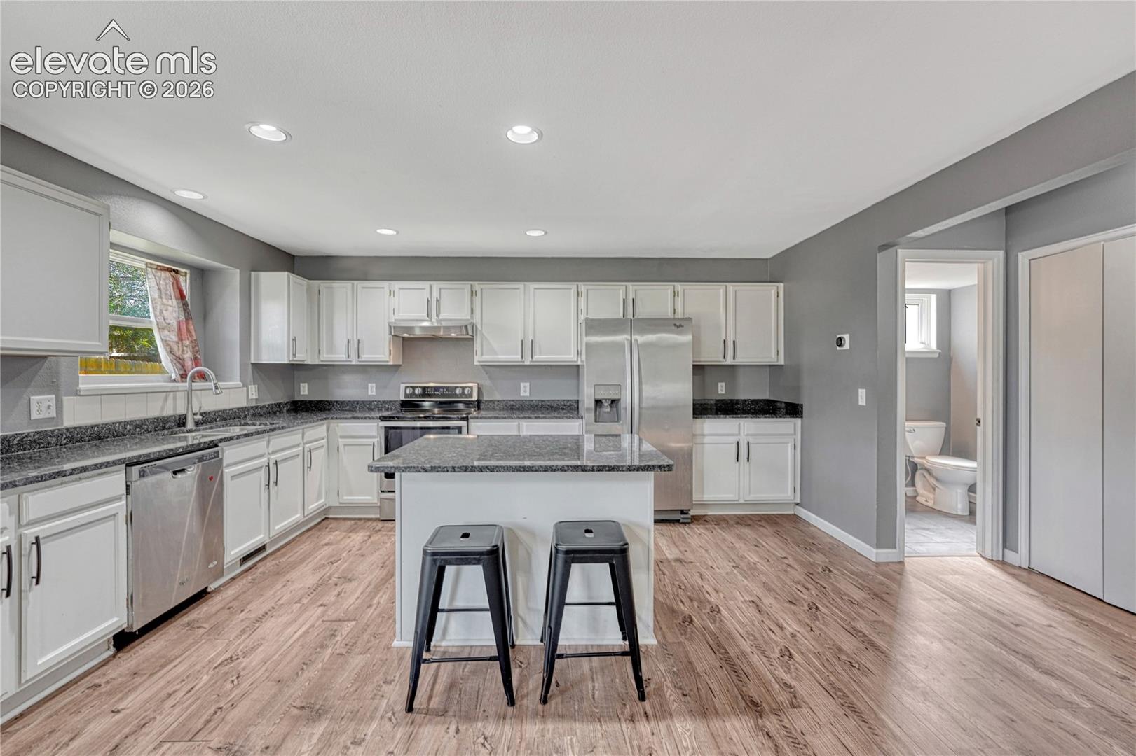 Photo 17 of 3630 Richmond Drive, Colorado Springs