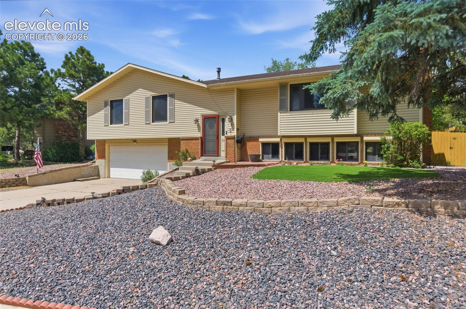 6125 Castlewood Ln, Colorado Springs, CO 80918