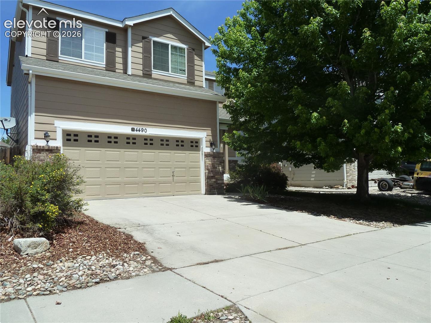 4490 Crow Creek Dr, Colorado Springs, CO 80922
