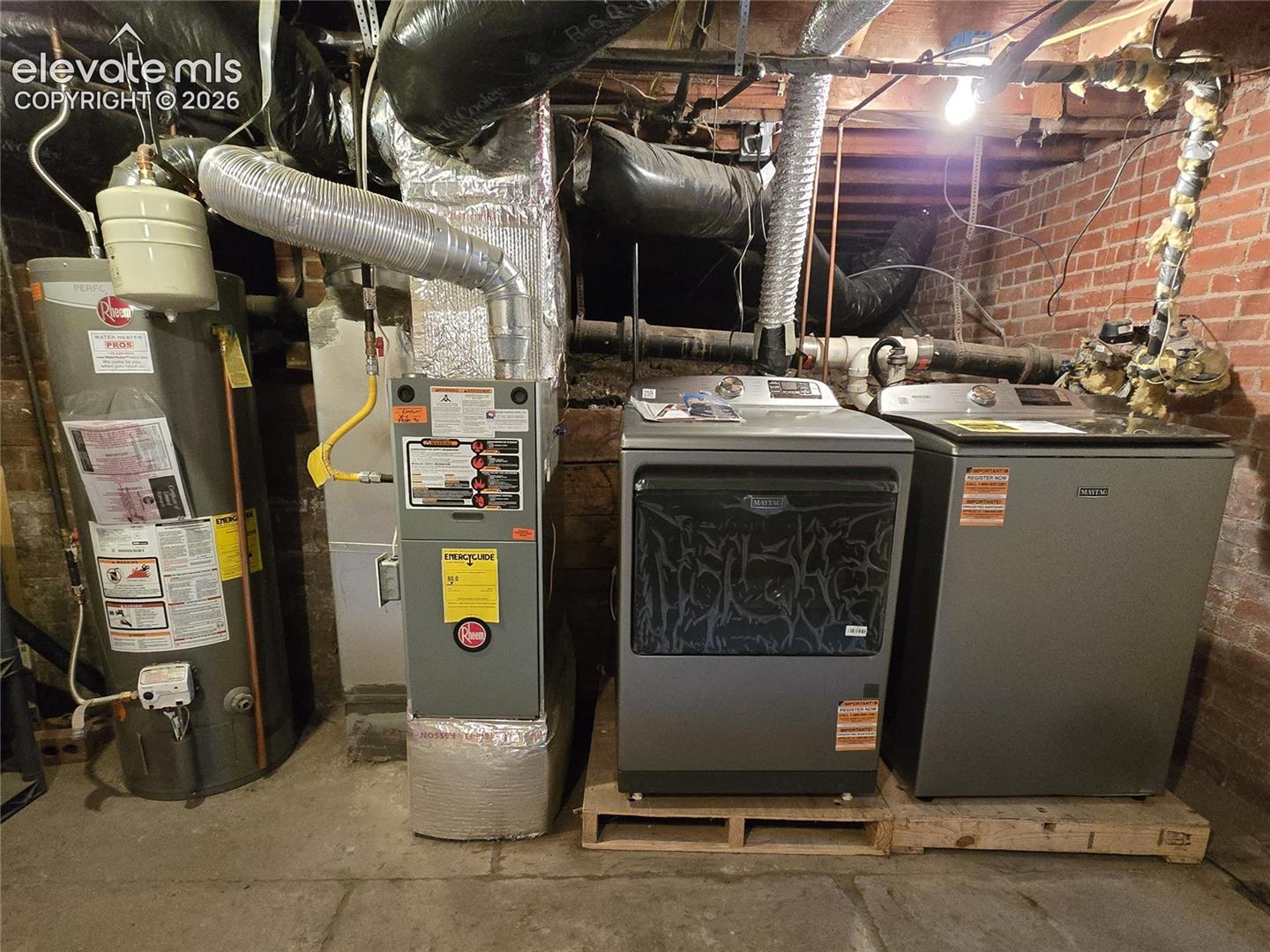 Brand New Washer & Dryer!