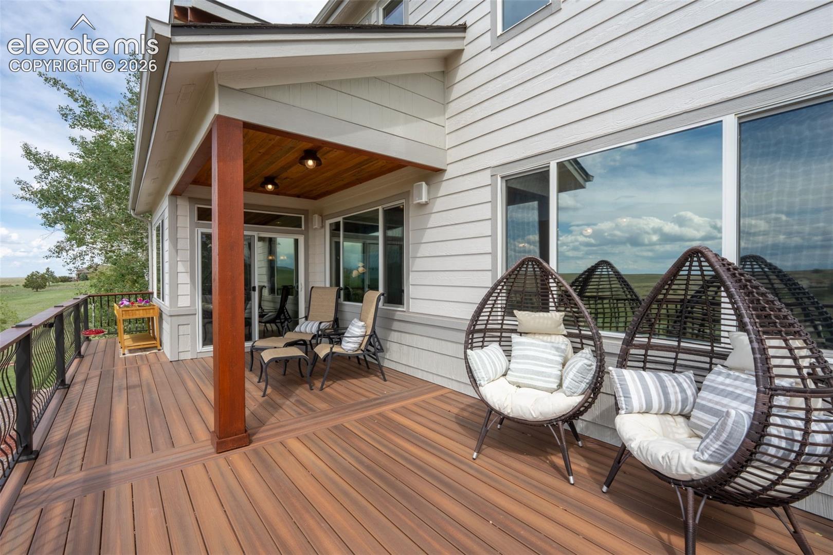 UPPER PATIO