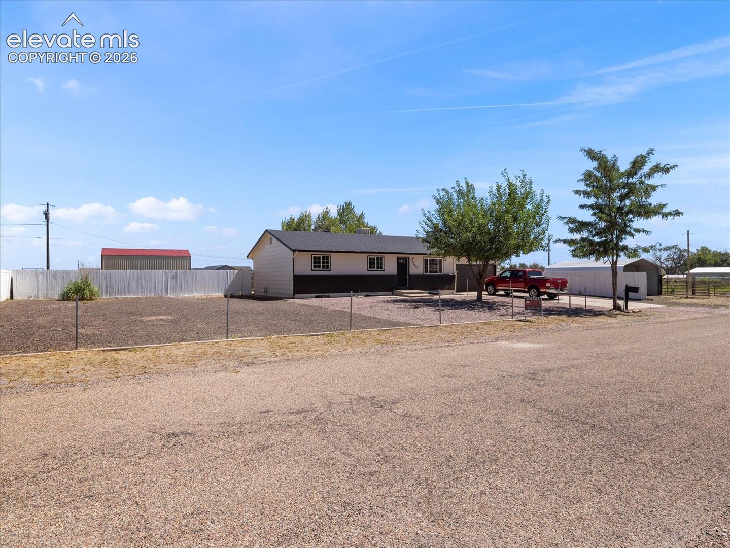 Photo 4 of 1522 Whippoorwill Place, Pueblo