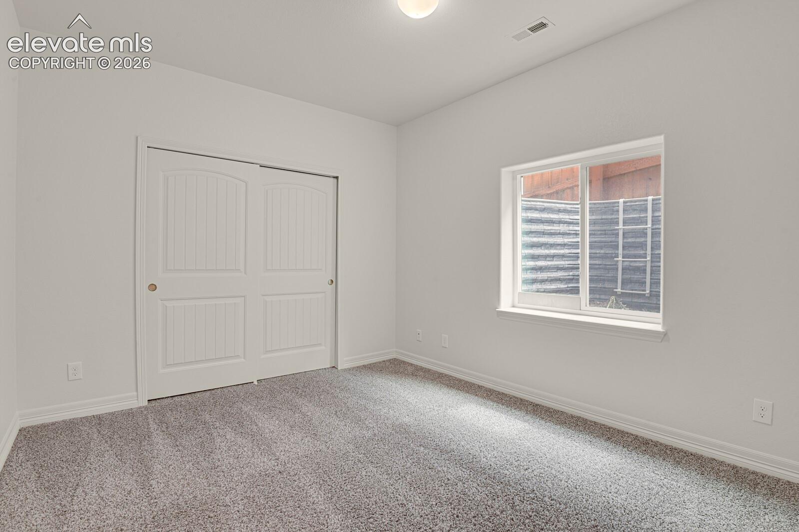 Photo 10 of 9823 Fairway Glen Drive, Peyton