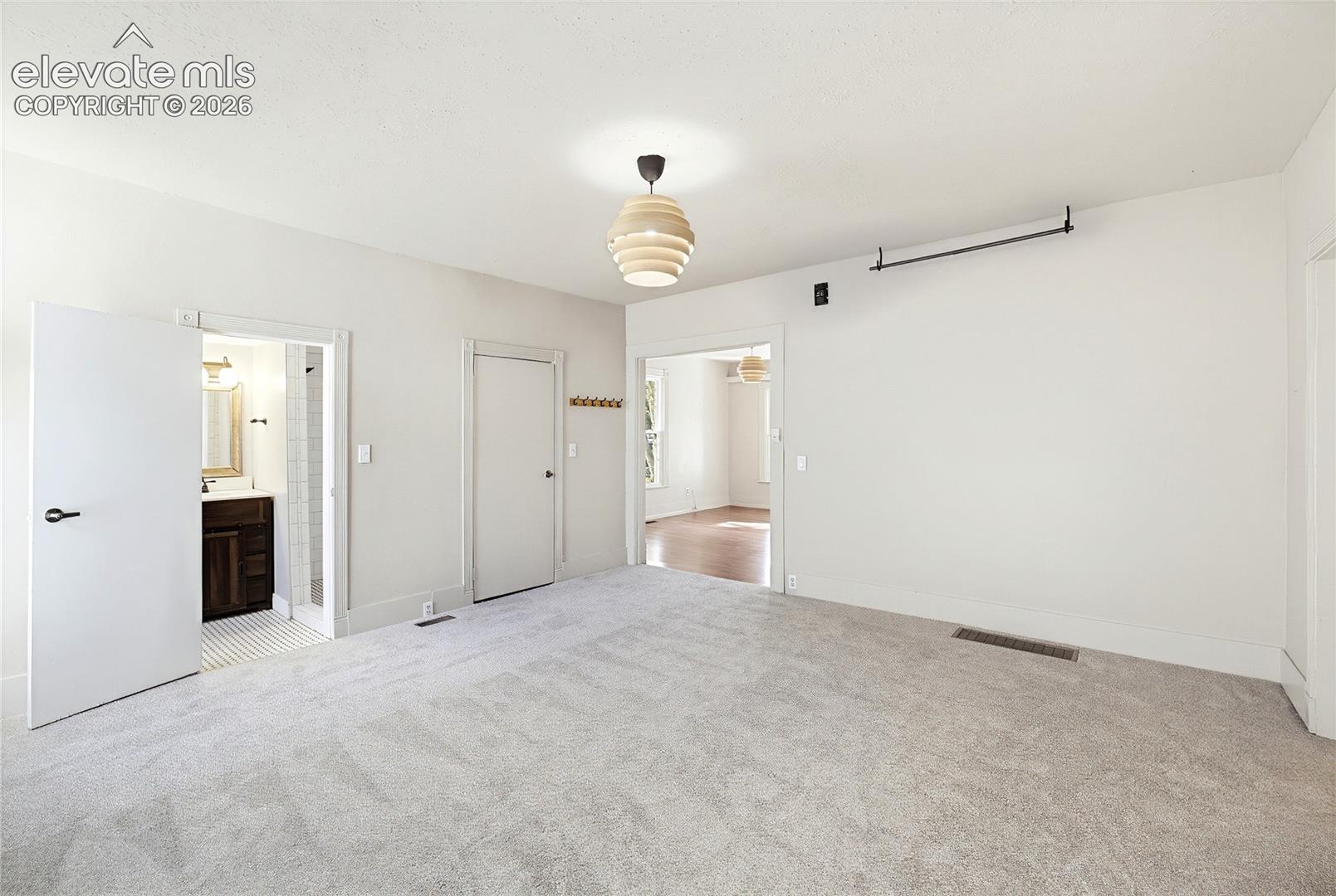 Photo 11 of 621 E Cache La Poudre Street, Colorado Springs