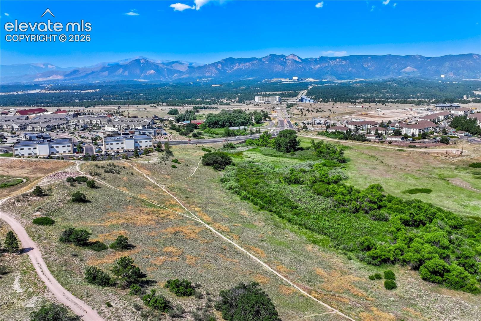 564 Fox Run Cir, Colorado Springs, CO 80921