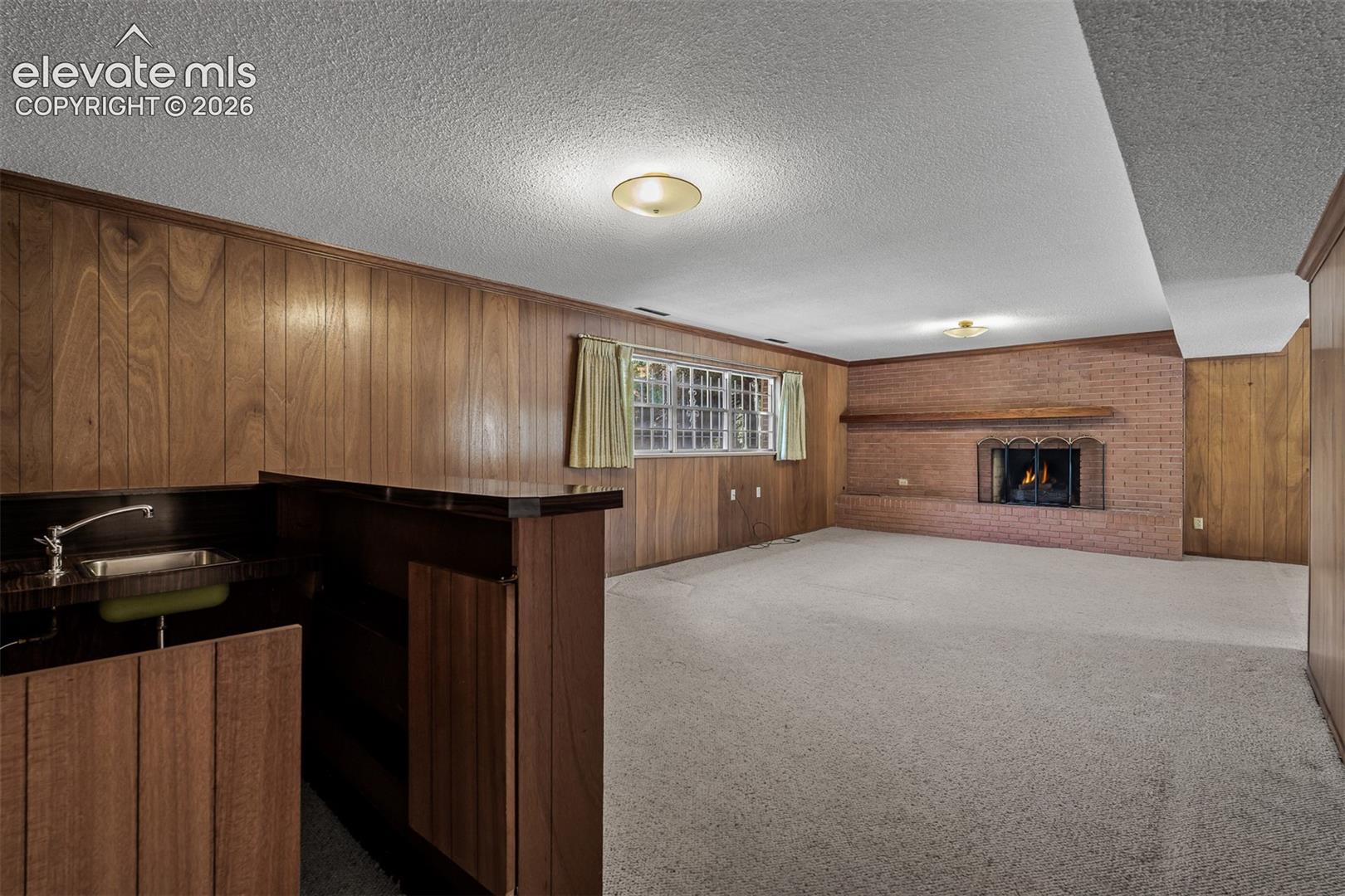 3135 Lees Lane