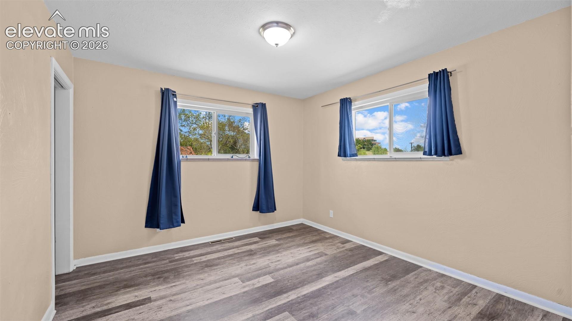 Photo 10 of 1001 Parkview Boulevard, Colorado Springs